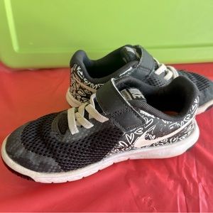 Girls Nike Size 10.5 Black